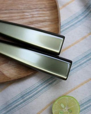 Sabre Paris Icône stainless steel dessert knife with acrylic handle - Buy now on ShopDecor - Discover the best products by SABRE PARIS design