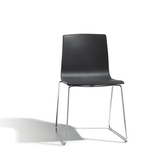 Scab Alice 2677 chair with technopolymer shell and steel sled base
