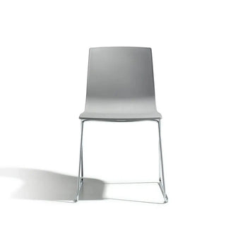 Scab Alice 2677 chair with technopolymer shell and steel sled base
