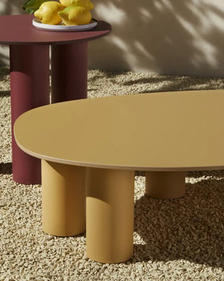 Scab Hyppo coffee table with aluminium legs and HPL top
