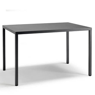 Scab Summer table in powder-coated steel