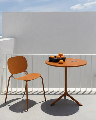 Scab Tripé Fixed 5002 three-star steel table base with steel top