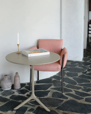 Scab Tripé Fixed 5002 three-star steel table base with steel top