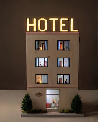 Seletti candeeiro de mesa Hotel Voyeur