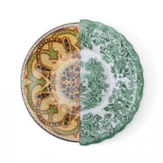 Seletti Hybrid fruit plate with porcelain decoration Sravasti 20 cm. - 7.87 in. - Buy now on ShopDecor - Discover the best products by SELETTI design