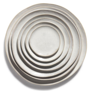 Serax La Mère plate M diam. 20 cm. - Buy now on ShopDecor - Discover the best products by SERAX design