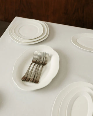 Serax Silhouette high oval plate - Buy now on ShopDecor - Discover the best products by SERAX design