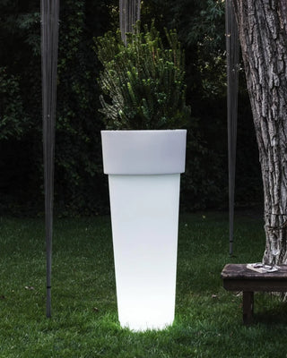 Serralunga Marcantonio planter with light - Buy now on ShopDecor - Discover the best products by SERRALUNGA design