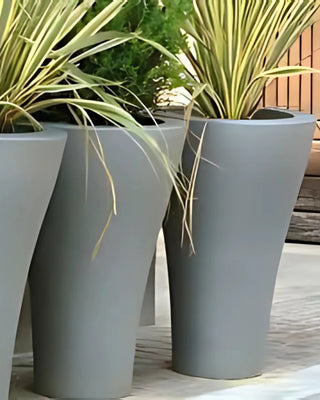 Serralunga Ming High planter - Buy now on ShopDecor - Discover the best products by SERRALUNGA design