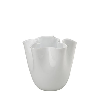 Venini Fazzoletto 700.04 vase h. 13.5 cm. Venini Fazzoletto Milk White - Buy now on ShopDecor - Discover the best products by VENINI design