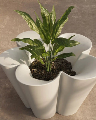 Vondom Agatha Planter vase in polyethylene