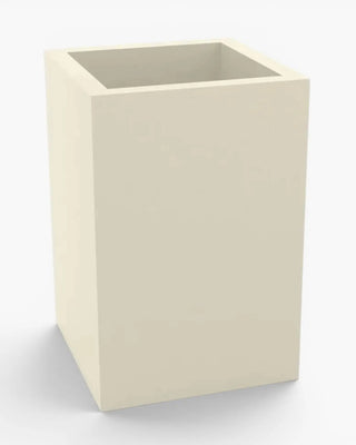 Vondom High Cubo Planter vase in polyethylene