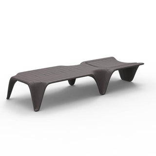 Vondom F3 sunlounger polyethylene by Fabio Novembre Vondom Brown - Buy now on ShopDecor - Discover the best products by VONDOM design
