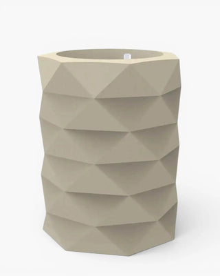 Vondom Marquis Planter vase in polyethylene