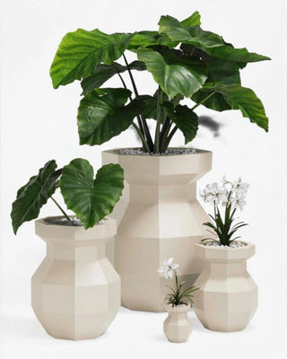 Vondom Origami Yuri planter in polyethylene