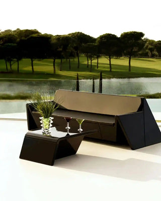 Vondom Rest coffee table in polyethylene