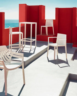 Vondom Spritz chair with arms in polypropylene