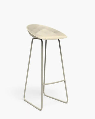 Vondom Vases bar stool with polypropylene shell and powder-coated metal cantilever base