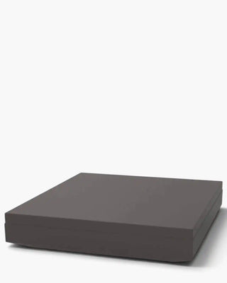 Vondom Vela daybed in polyethylene with upholstered cushion