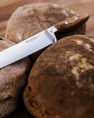 Wusthof Amici precision double-serrated bread knife 23 cm - 9 in - Buy now on ShopDecor - Discover the best products by WÜSTHOF design
