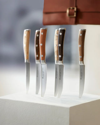 Wusthof Ikon Selection 6-piece steak knife set with leather knife roll - Buy now on ShopDecor - Discover the best products by WÜSTHOF design