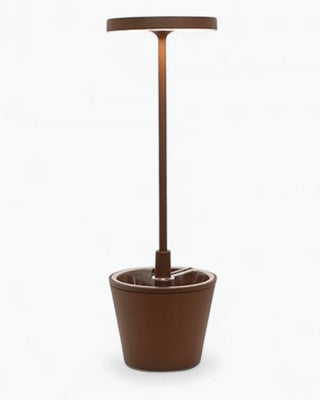 Zafferano Lampes à Porter Poldina Reverso Solar L Wi-Fi floor lamp Zafferano Corten Steel R3 - Buy now on ShopDecor - Discover the best products by ZAFFERANO LAMPES À PORTER design