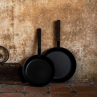 KnIndustrie Black Pan - black aluminium - Buy now on ShopDecor - Discover the best products by KNINDUSTRIE design