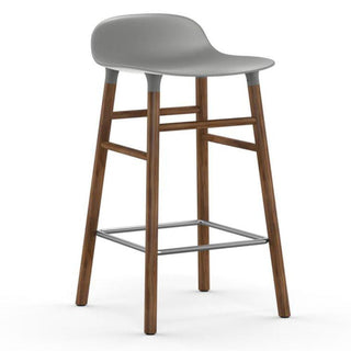 Normann Copenhagen Form walnut bar stool with polypropylene seat h. 65 cm. Normann Copenhagen Form Grey - Buy now on ShopDecor - Discover the best products by NORMANN COPENHAGEN design
