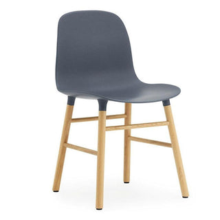 Normann Copenhagen Form polypropylene chair with oak legs Normann Copenhagen Form Blue - Buy now on ShopDecor - Discover the best products by NORMANN COPENHAGEN design