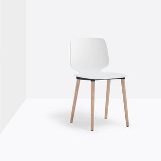 Pedrali Babila 2750 chair with ash legs Pedrali White BI200 - Buy now on ShopDecor - Discover the best products by PEDRALI design
