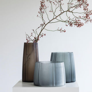 Serax Shapes vase 03 grey H. 22 cm. - Buy now on ShopDecor - Discover the best products by SERAX design