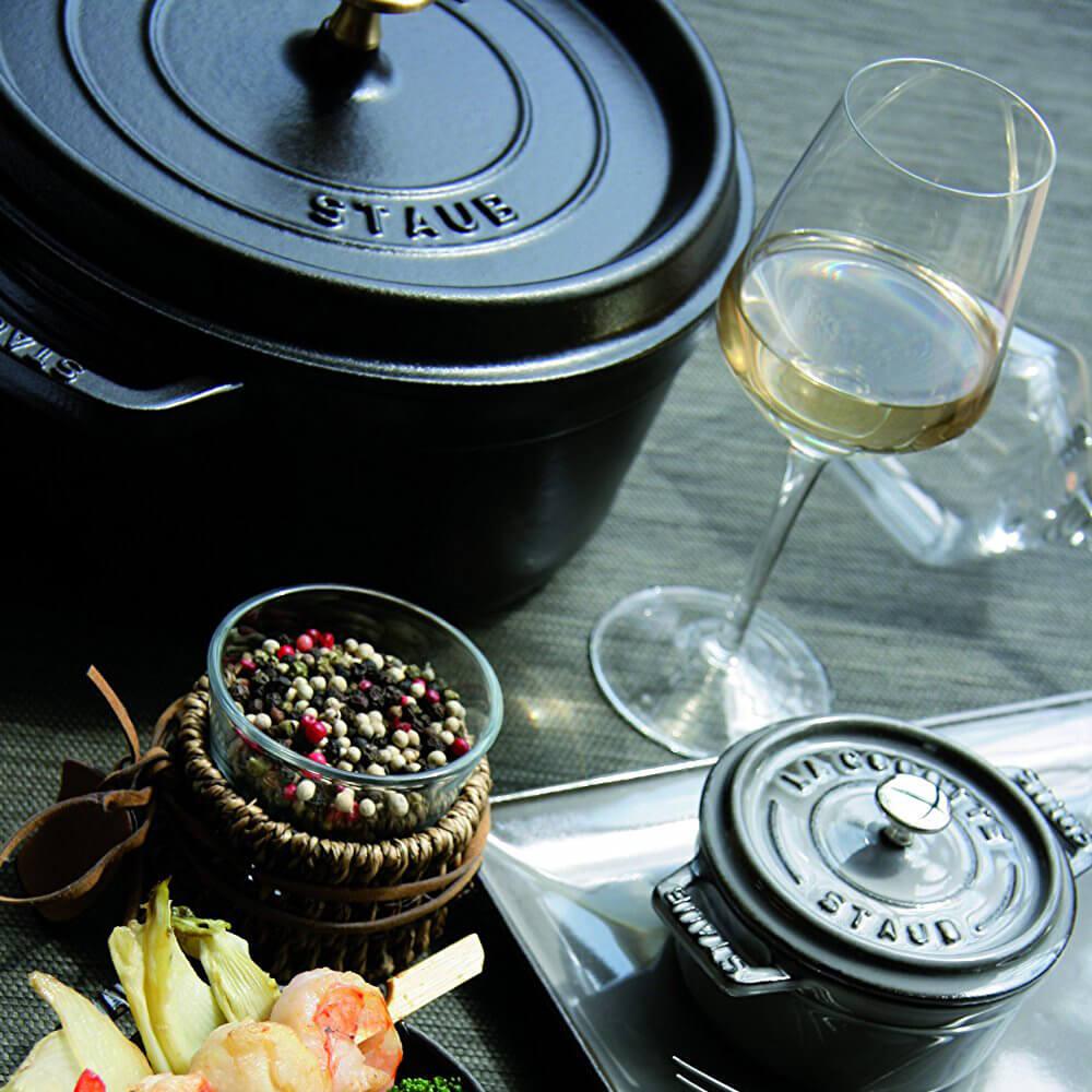 Staub Runder Cocotte-Topf aus Gusseisen, Durchmesser 18 cm