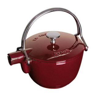 Staub Teapot/Kettle Round cast iron diam.16,5 cm Staub Grenadine red - Buy now on ShopDecor - Discover the best products by STAUB design