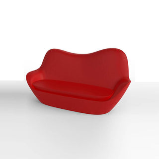 Vondom Sabinas sofa polyethylene by Javier Mariscal Vondom Red - Buy now on ShopDecor - Discover the best products by VONDOM design